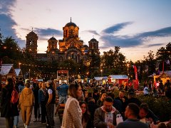 Бургер-рај стиже на Таш